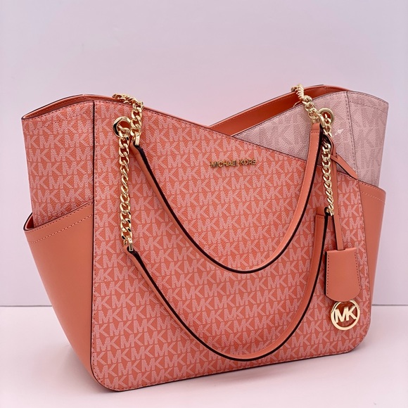 Michael Kors Handbags - Michael Kors Jet Set Large Color-Block Saffiano Leather Tote Bag